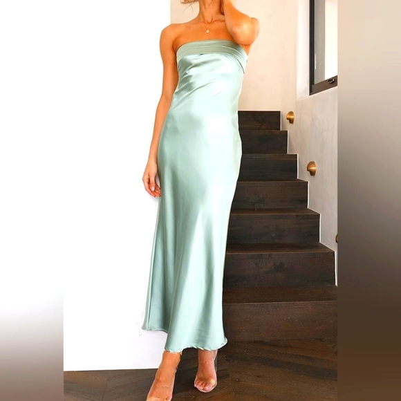 Strapless Silk Gown - Picture 2 of 3